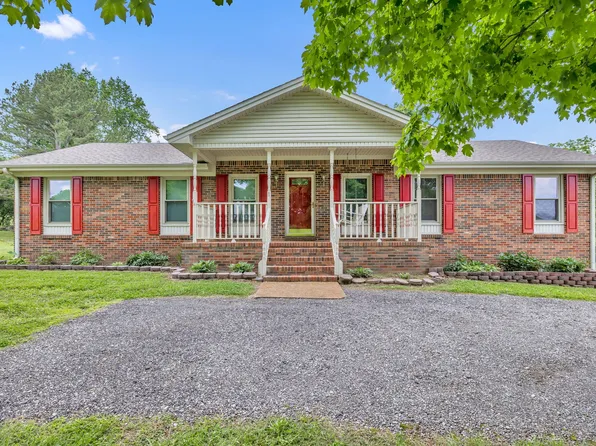 918 Cothran Rd, Columbia, TN 38401