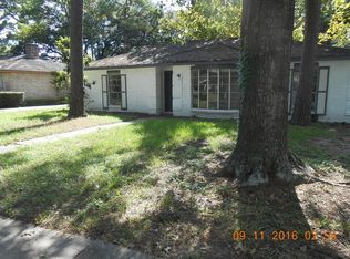 2206 Millhouse Rd, Houston, TX 77073