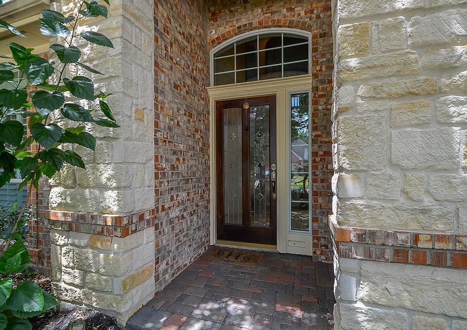 1st image of 3222 Twinmont Ln