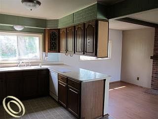 4th image of 22368 Woodstock Ct