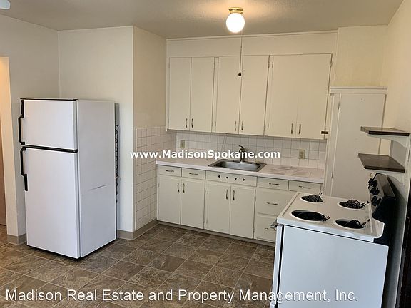 2nd image of 8505 E Alki Ave #B