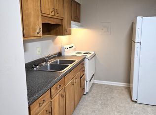 3201 Commander Dr APT 6, Louisville, KY 40220