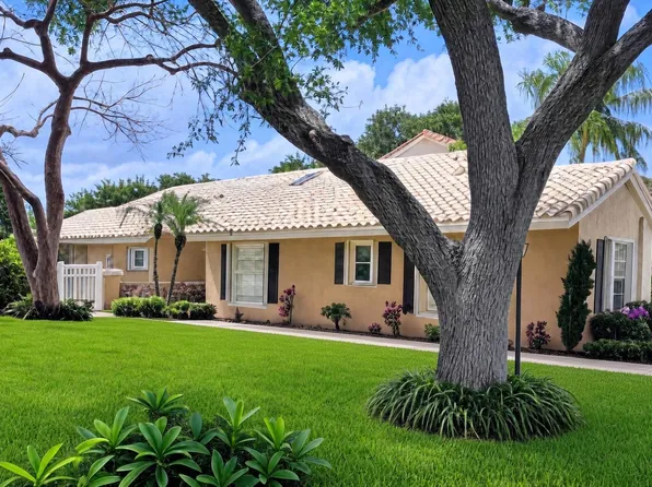 10356 Sunstream Lane, Boca Raton, FL 33428