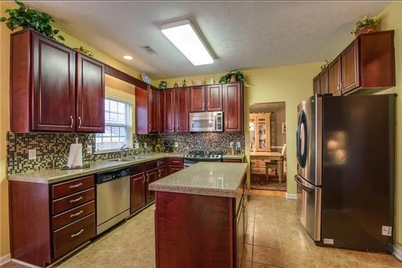 5044 Cobblestone Creek , Unit Room 2 — Photo 4