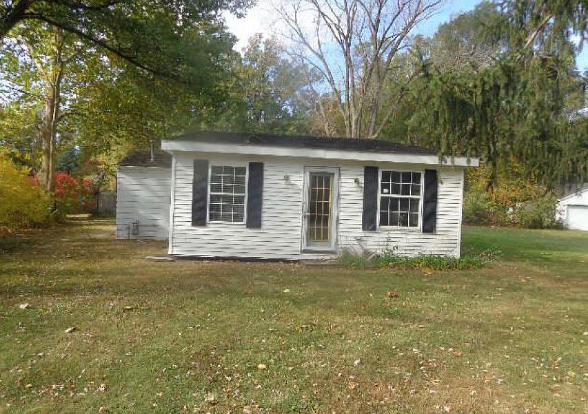 1st image of 55865 Clover Rd