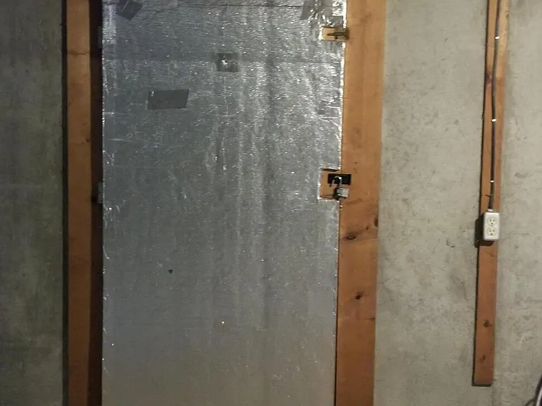 85 Castlewood Cir — Photo 33