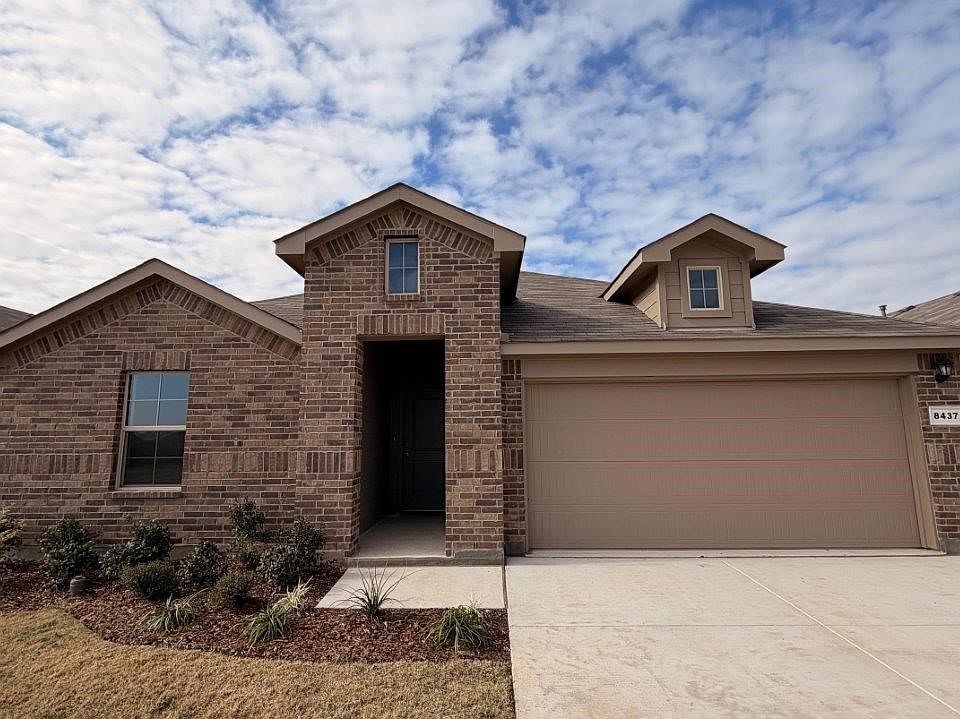 1st image of 8437 Coffee Springs Dr