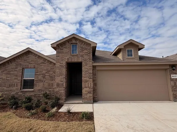 8437 Coffee Springs Dr, Fort Worth, TX 76131
