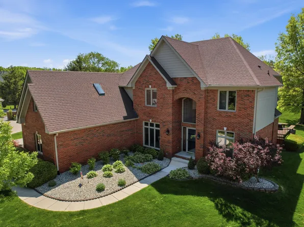 1240 Eagle View Ct, Greenwood, IN 46143