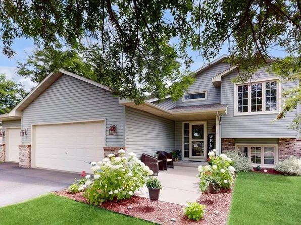 19293 Denver Ct NW, Elk River, MN 55330
