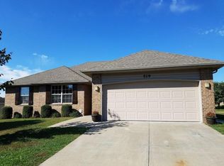 519 S Kendall St, Nixa, MO 65714