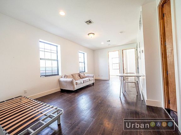 3rd image of 901 Bushwick Ave #4