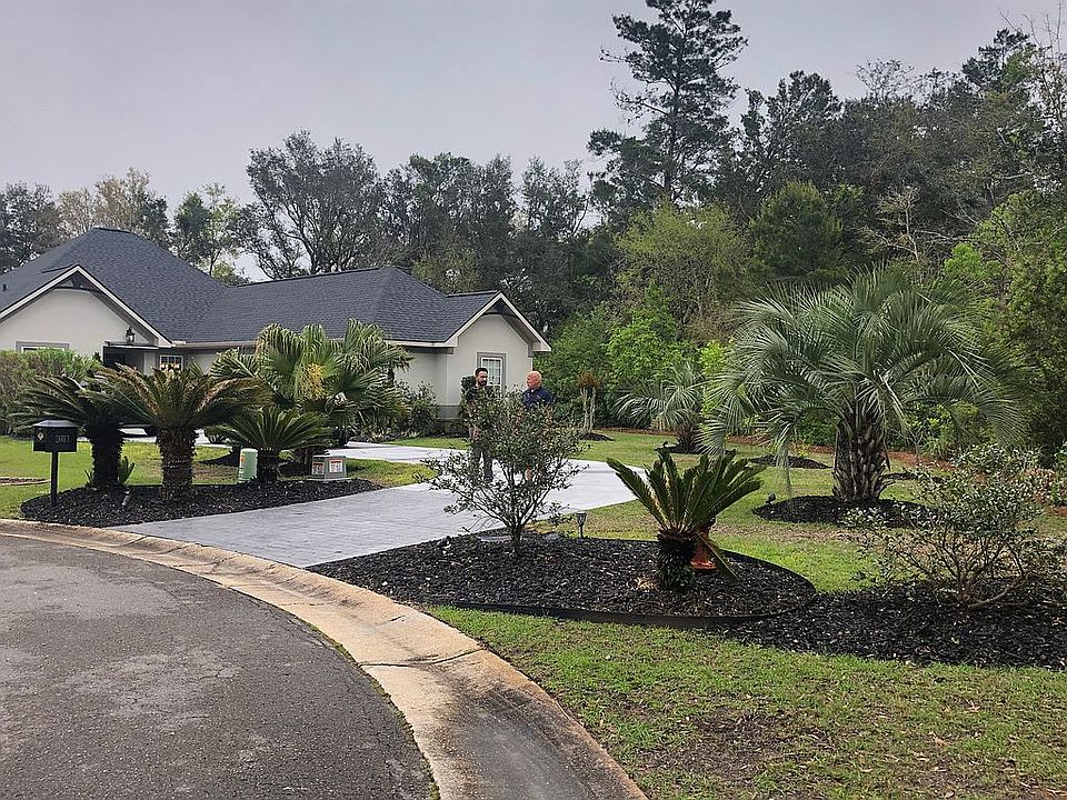 1st image of 145 Lagoon Dr