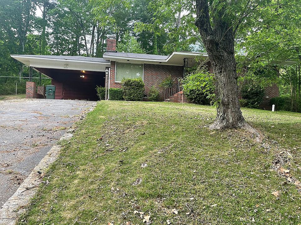 Front view from road 