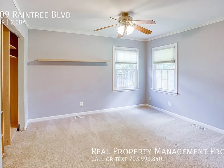 209 Raintree Blvd — Photo 28