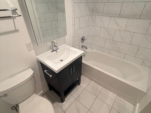 4th image of 418 N 25th St APT 350