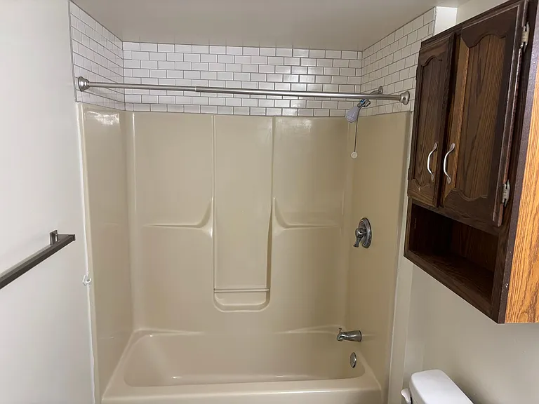 Pineview — Photo 16