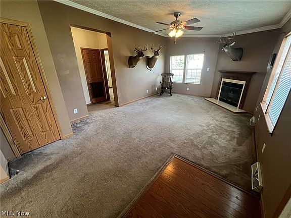 3rd image of 1754 Circle Dr SW