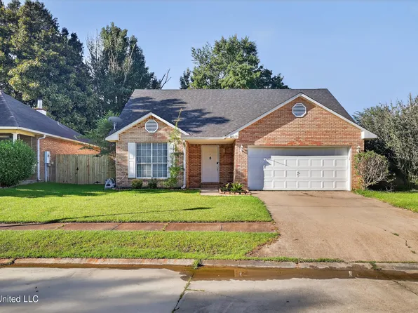 2059 Woodfield Ln, Biloxi, MS 39532