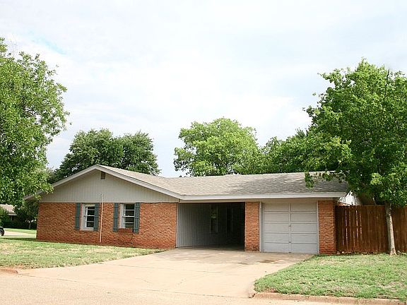 3rd image of 1785 Glenwood Dr
