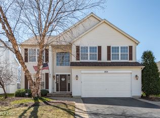 1805 Ridgemoor Dr, Plainfield, IL 60586