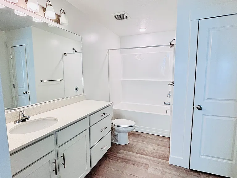 538 N 100 E — Photo 8