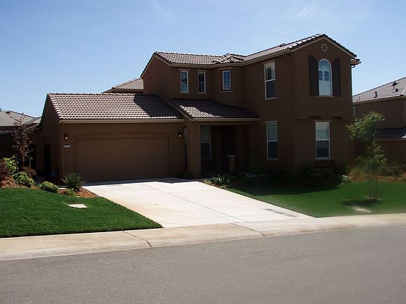 Beautiful and quiet neighborhood
