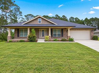 1960 Edgewood Dr, Navarre, FL 32566