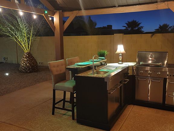 3rd image of 13026 W WESTGATE Drive
