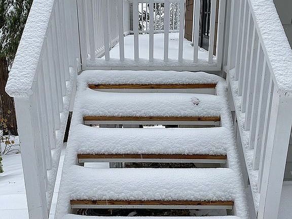 2nd image of 274 Flower Dr