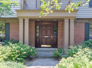 554 N Glengarry Rd, Bloomfield Hills, MI 48301