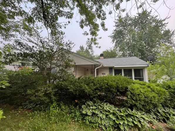 3603 Holly Ln, Rolling Meadows, IL 60008