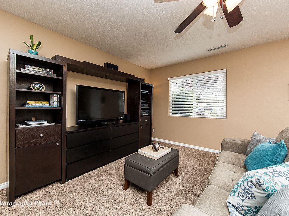 1st image of 444 E Sunland Dr #74