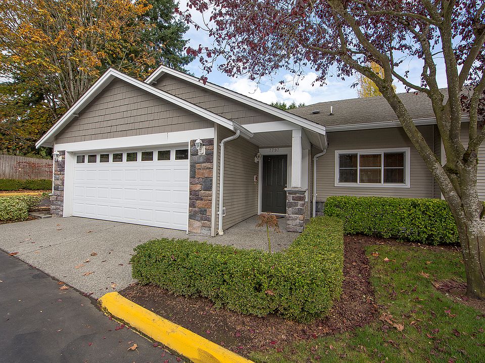 1st image of 7797 NE 122nd Ln