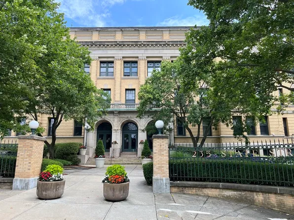 235 State St APT 314, Springfield, MA 01103