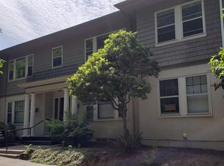 35 NE 32nd Ave APT 2, Portland, OR 97232
