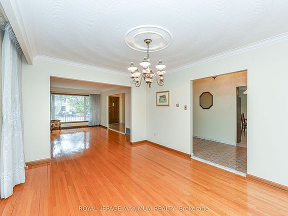 4th image of 78 Roxaline St