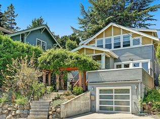 1513 Interlaken Pl E, Seattle, WA 98112