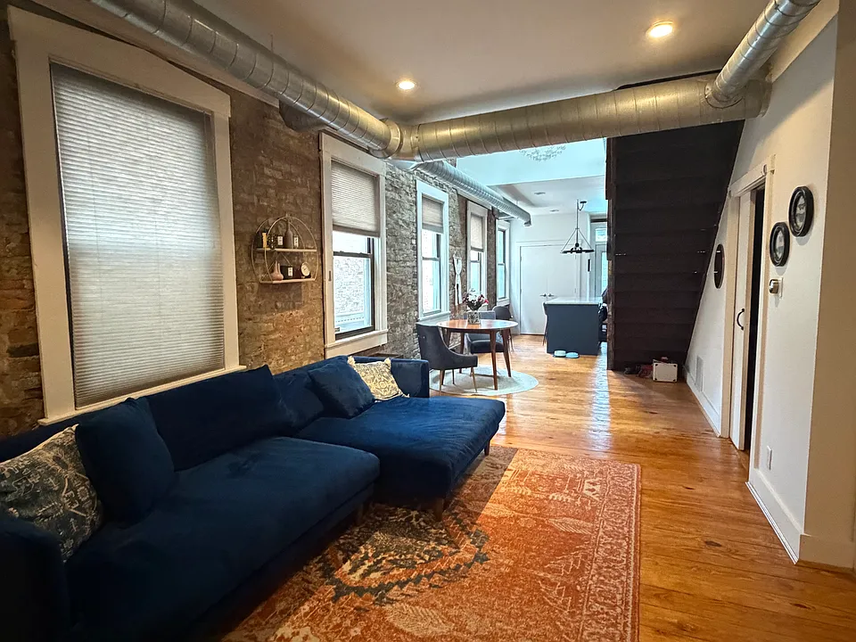 1324 Main St #2C