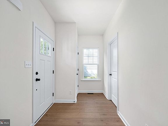 3rd image of 107 Saylers Creek Rd