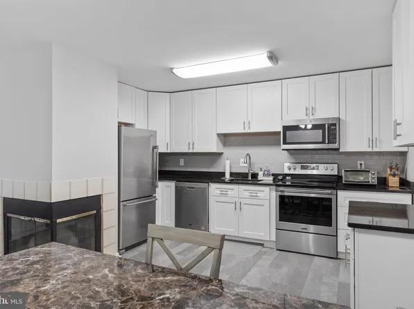 8019 Valley Manor Rd APT 2B, Owings Mills, MD 21117