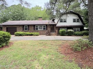 1102 Raleigh Road Pkwy W, Wilson, NC 27896