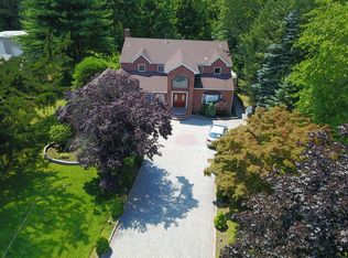 720 Smith Rd, Parsippany, NJ 07054