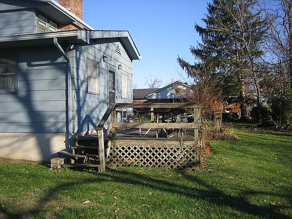3rd image of 723 Jersey Heights Dr