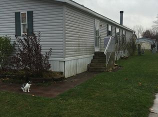 5906 Winchester St, Belleville, MI