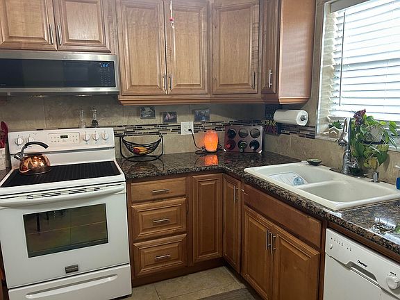4th image of 770 Lori Drive #245