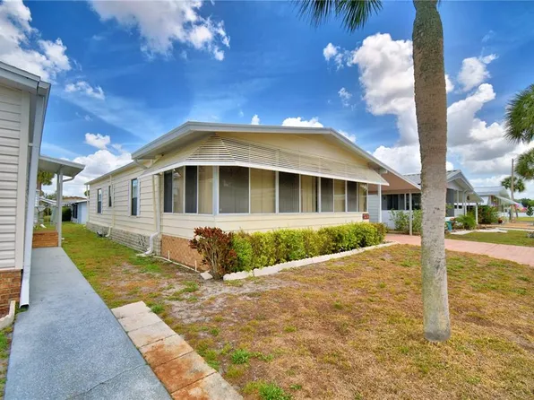4190 Rolling Oaks Dr, Winter Haven, FL 33880