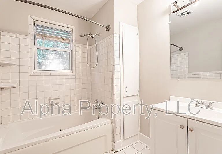 123 Legrand Blvd — Photo 6