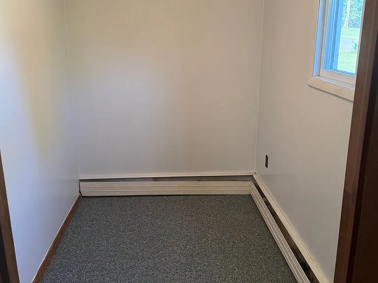 9942 Tower Rd — Photo 8