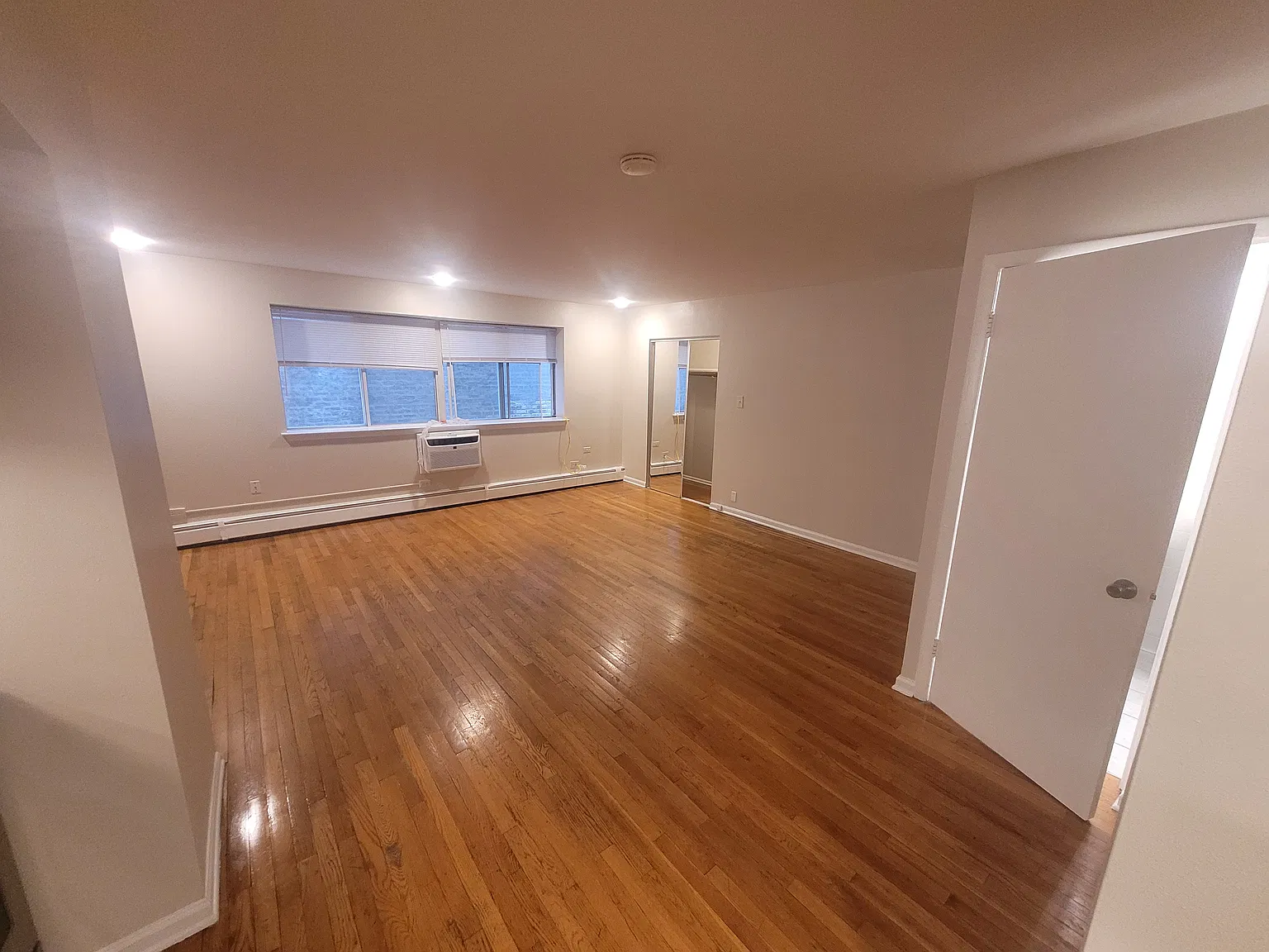 Studio, $1,295 — Photo 4